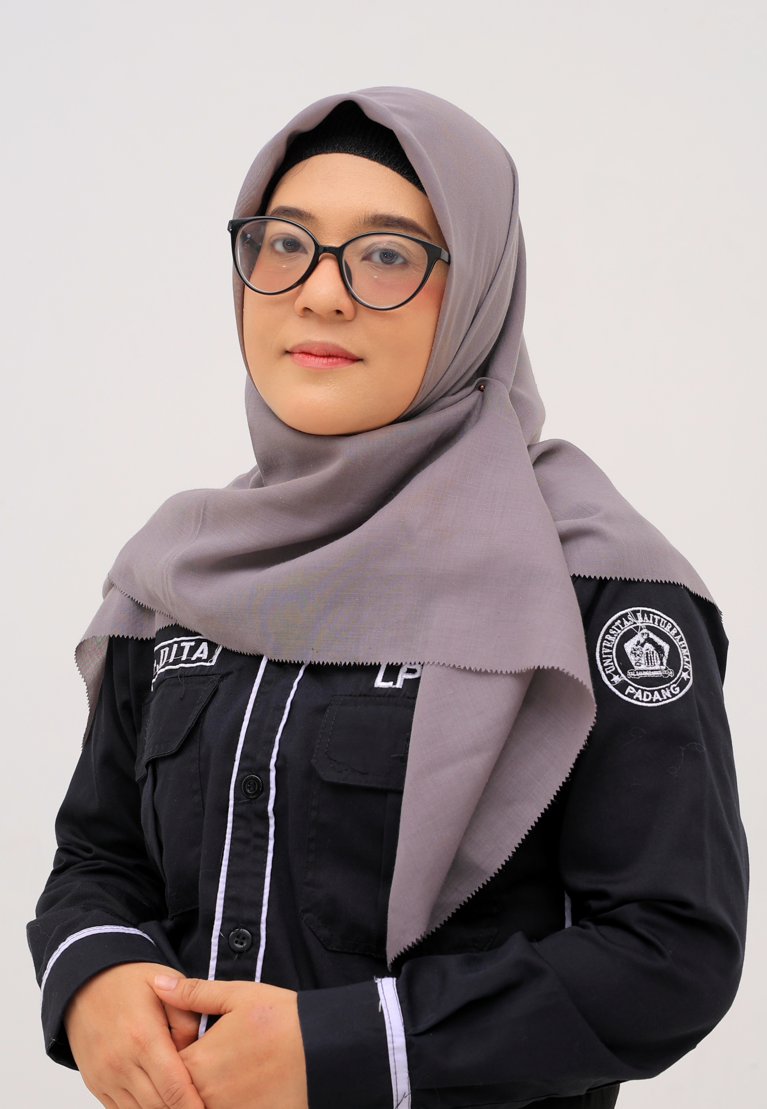 Dr. dr. Dita Hasni, M. Biomed