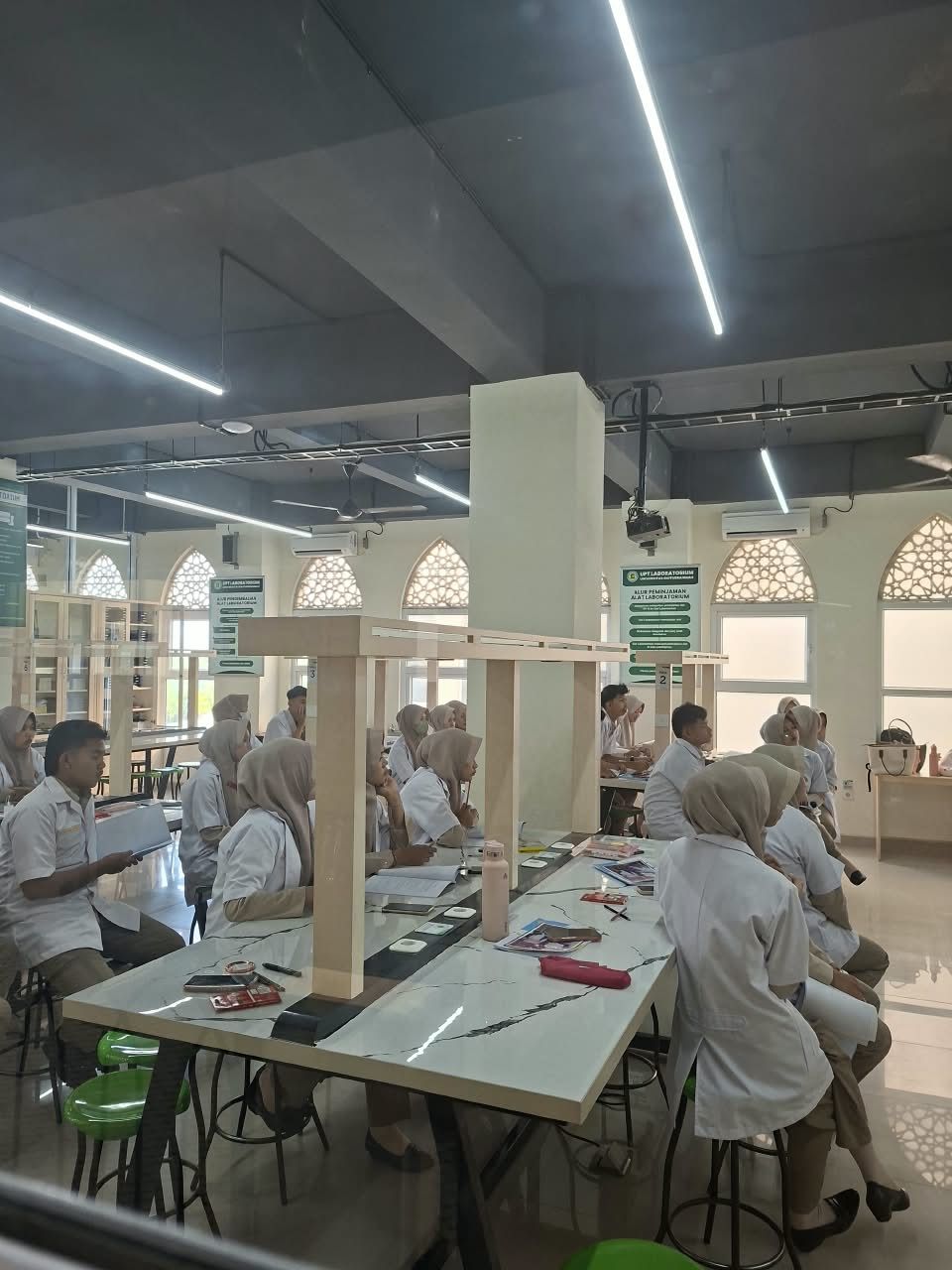 Laboratorium Terpadu (UPT)